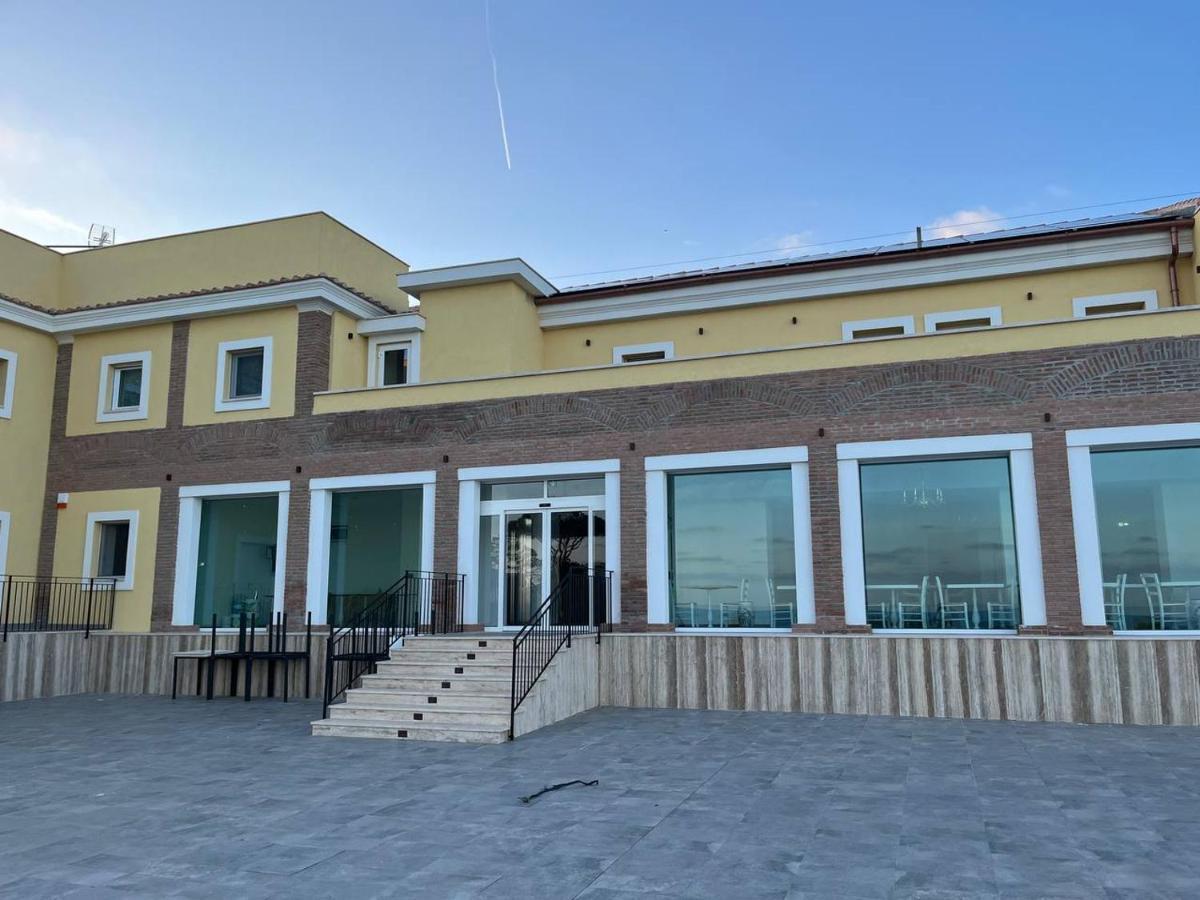 Stella Del Mare Hotell Santa Marinella Exteriör bild